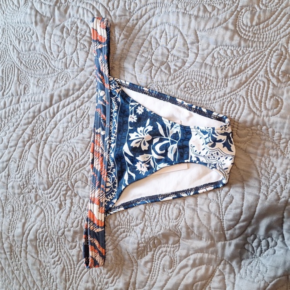 Floral bikini bottoms - Picture 1 of 3